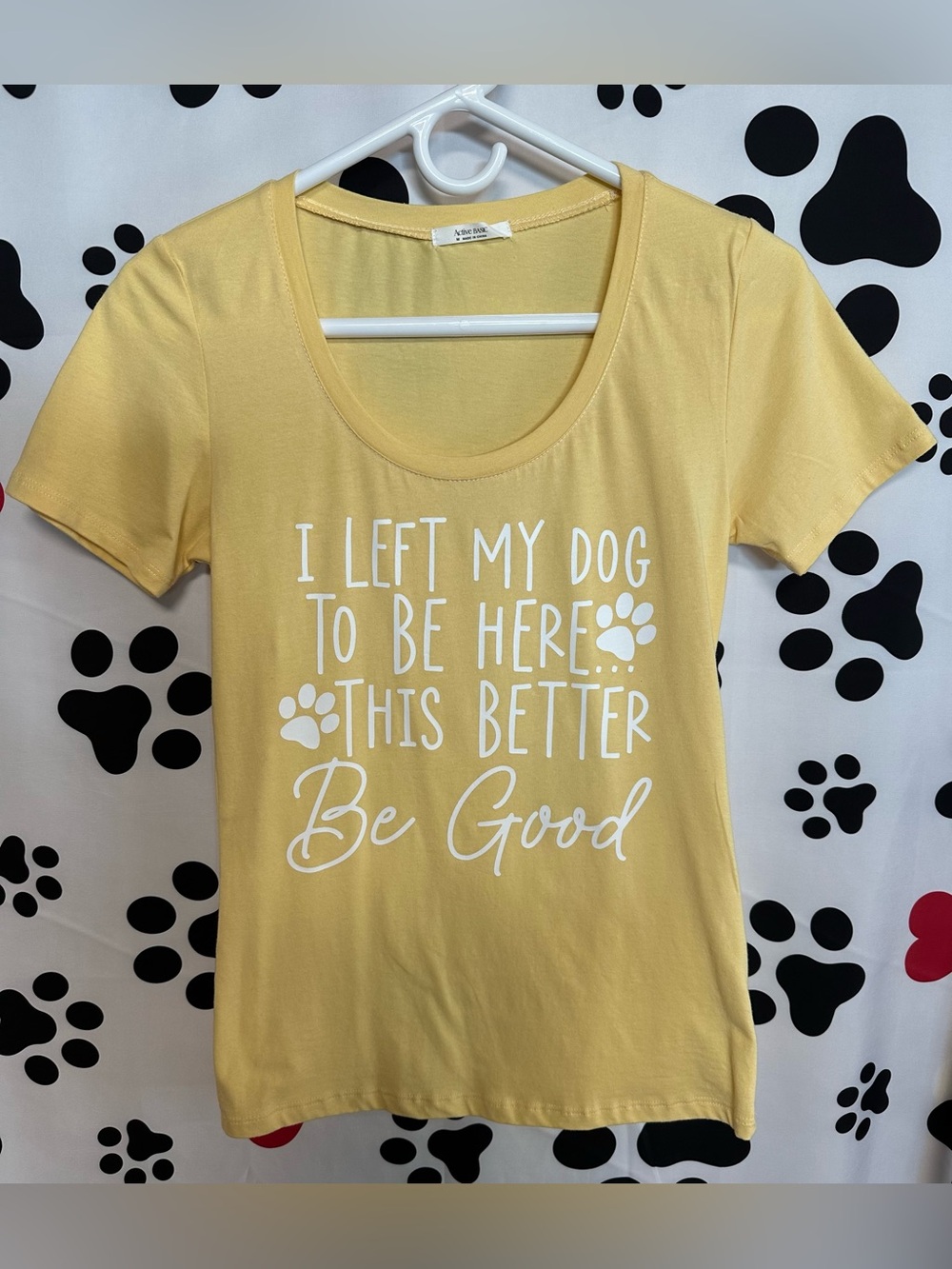 Dog Graphic Scoop-Neck Tee -NIP